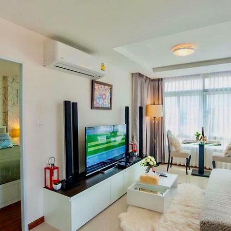 The Unique Condo Nimman Chiang Mai Esterno foto